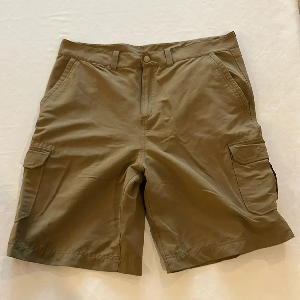 Marmot men’s cargo shorts size 38‎ EUC